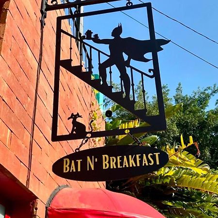 Pousada Bat N Breakfast No Beco Do Batman São Paulo Kültér fotó